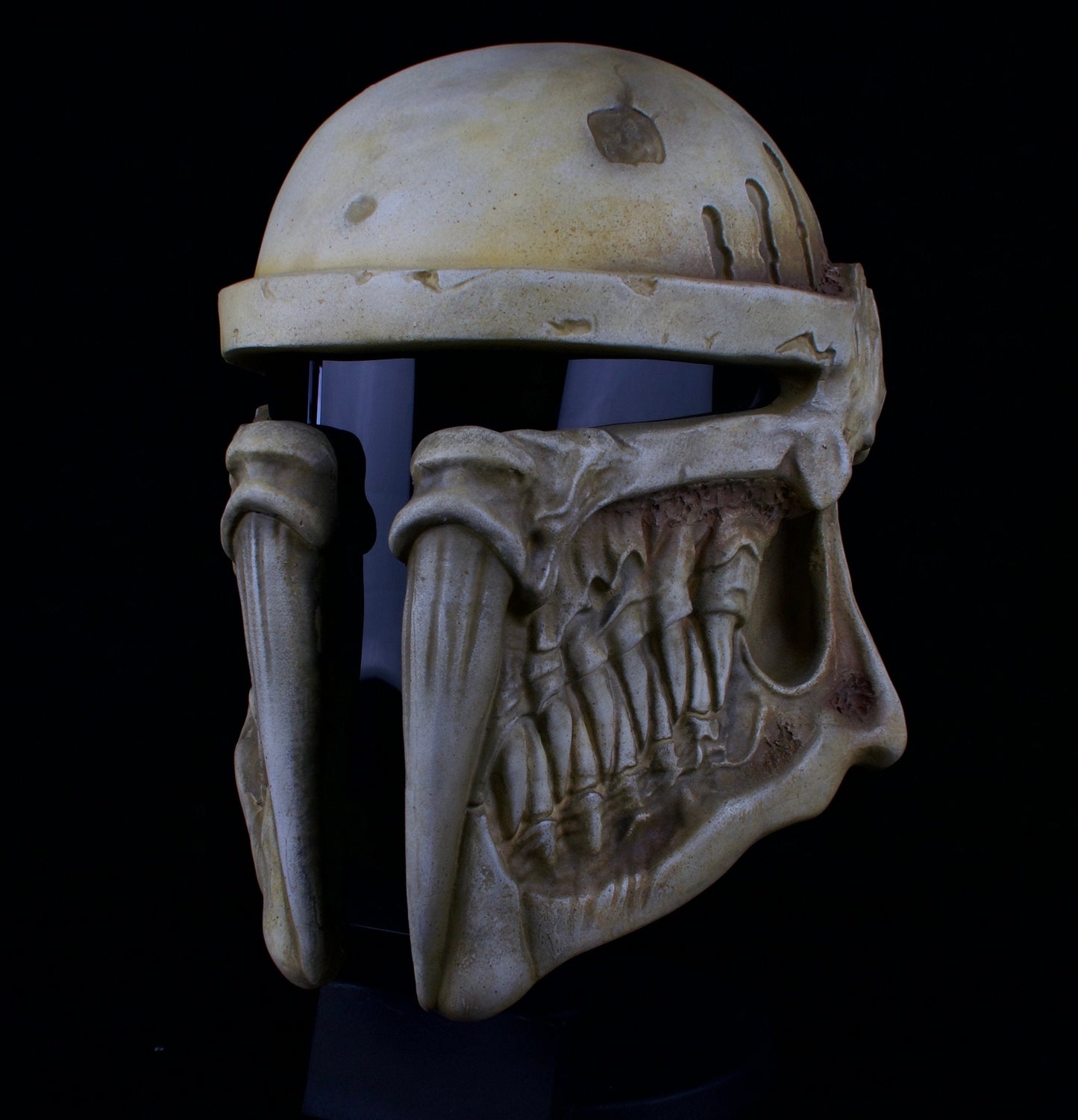 Star Wars Mandalorian Bone Helmet