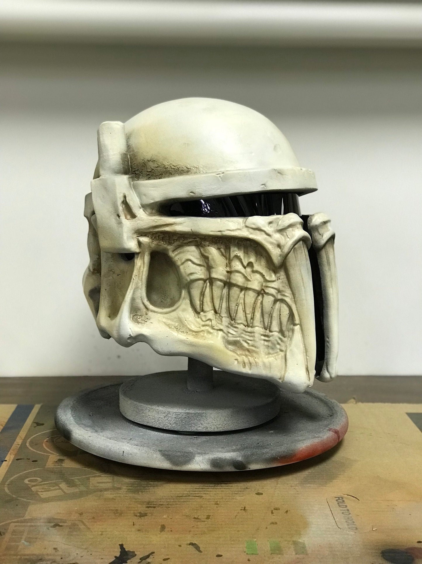 Star Wars Mandalorian Bone Helmet