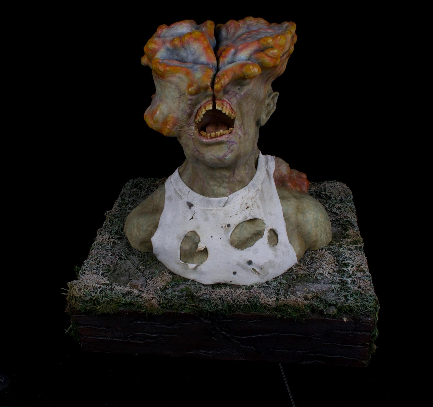 The Last Of Us Lifesize Clicker