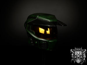 Master Chief Helmet – Halo: Combat Evolved Collectible