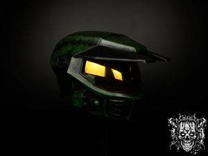 Master Chief Helmet – Halo: Combat Evolved Collectible