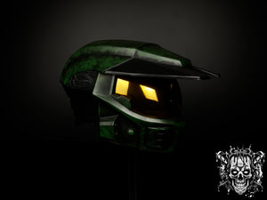 Master Chief Helmet – Halo: Combat Evolved Collectible