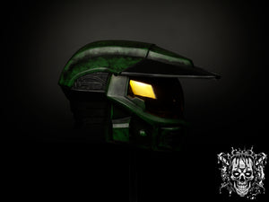 Master Chief Helmet – Halo: Combat Evolved Collectible