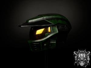 Master Chief Helmet – Halo: Combat Evolved Collectible