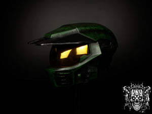Master Chief Helmet – Halo: Combat Evolved Collectible