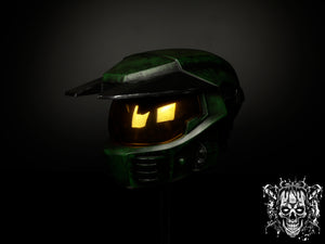 Master Chief Helmet – Halo: Combat Evolved Collectible