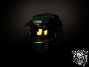 Master Chief Helmet – Halo: Combat Evolved Collectible