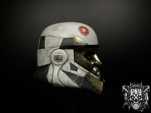 Captain Enoch Helmet – Star Wars Collectible