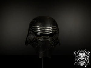 Kylo Ren Reforged Helmet – Collectible