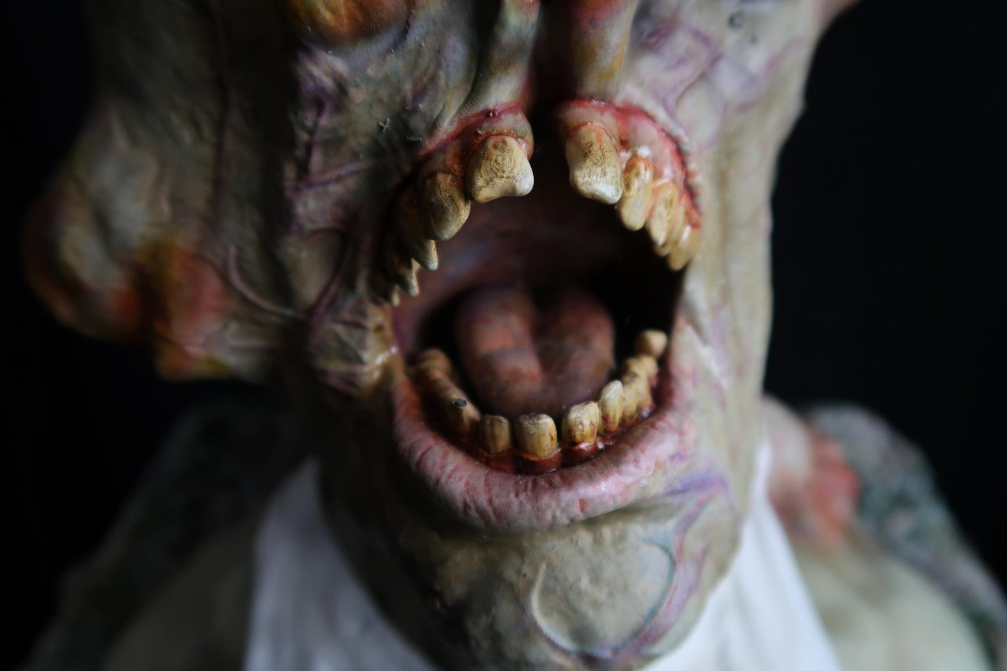 The Last Of Us Lifesize Clicker
